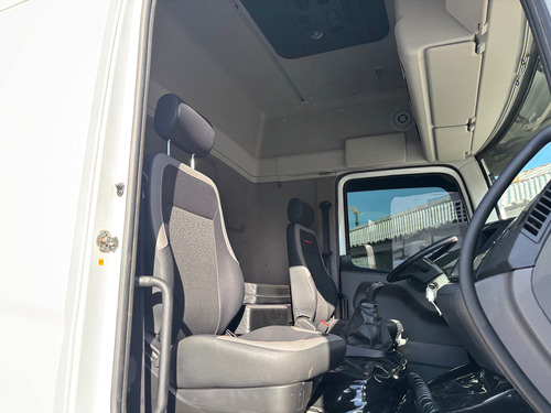 Vw 30.330 Ano 2023 Bitruck Chassi 11,5 Mt