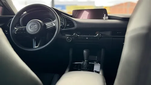 Mazda 3 Touring At Mhev (paño) 2025