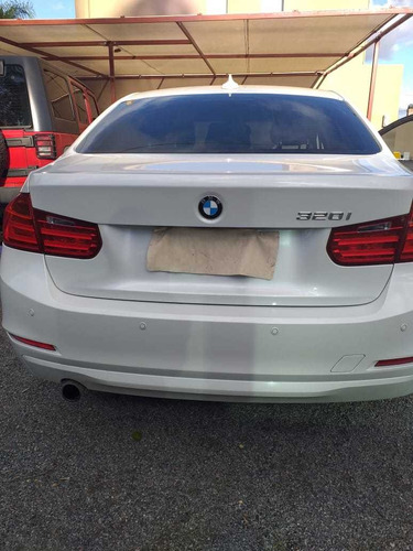 Bmw Serie 3 2.0 320i Sedan 184cv 2015