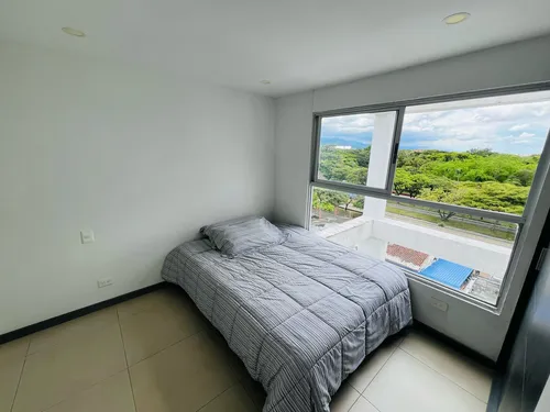 Vive Con Estilo En Este Espectacular Duplex De Ciudad Jardin