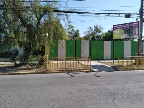 Excelente Terreno Con Casa Para Remodelar En Comuna El Bosqu