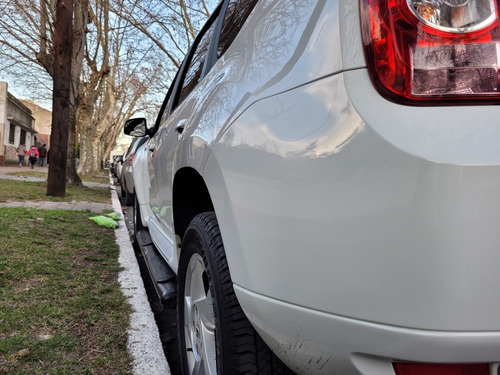 Imagen 16 de 17 de Renault Duster 2013 2.0 4x2 Luxe Nav 138cv