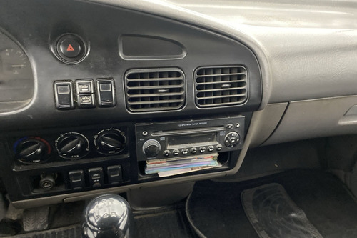 Kia Pregio 3.0 Prgg 8 L 2002