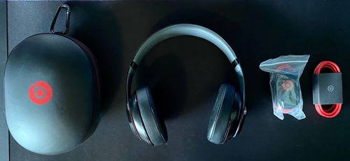 Audífonos Apple Beats Studio Wireless (Usado)