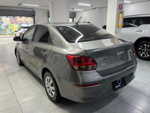 Kia Soluto 1.4 Emotion At