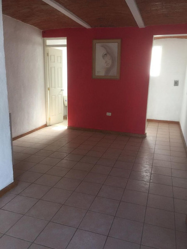 Imagen 5 de 9 de Espacioso Local Comercial Recién Remodelado