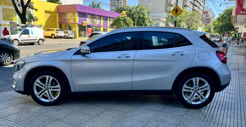 Mercedes-Benz Clase GLA 1.6 Gla200 Urban 156cv