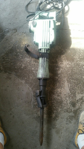 Vendo Taladro Demoledor Hammer Hitachi Japonés Más 150 Kilos