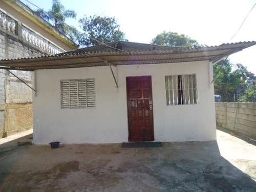 Imagem 1 de 8 de Casa Para Moradia Juquitiba 2 Km Do Centro Ref 1082