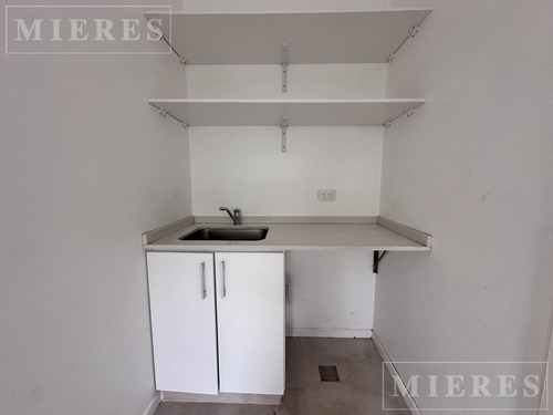 Casa En Venta Sobre Lote Interno En Barbarita - Bancalari.