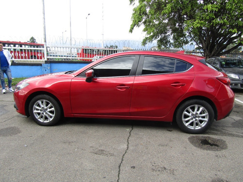 Imagen 4 de 15 de Mazda 3 Sport Touring 2016