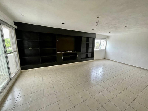Casa En Venta Y Renta Merida, Fraccionamiento Real Montejo, Entrega Inmediata.