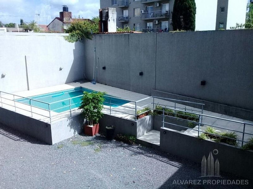 Imagen 10 de 14 de Departamento - Castelar.
