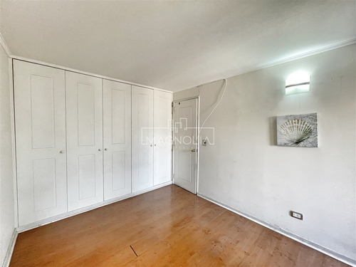 Departamento En Arriendo De 3 Dorm 3 B 2 E 1 Bod. Las Condes