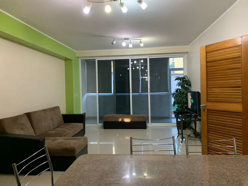 Imagen 7 de 19 de Alquiler Fijo. Apartamento En Costa Azul. Al Frente Al C.c La Vela.