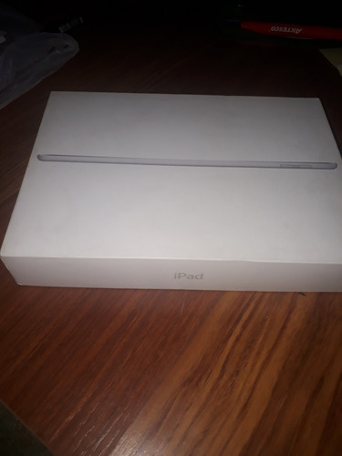 Caja De iPad Wifi 32gb Silver