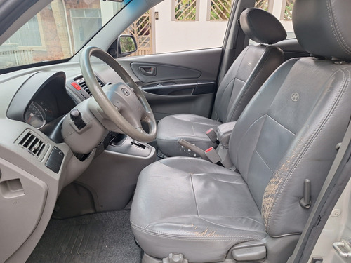 Hyundai Tucson 2.0 MPFI GLS 16V 143CV 2WD GASOLINA 4P AUTOMÁTICO