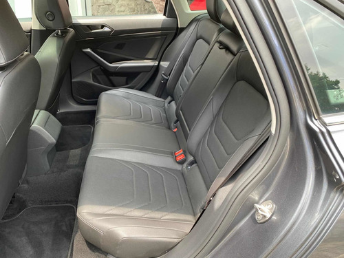 Imagen 8 de 11 de Volkswagen Jetta 2019 1.4 T Fsi Highline Tiptronic