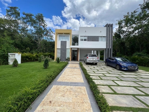 For Sale Villa De Lujo De Nueva En Playa Nueva Romana De 3 Habitaciones Proyecto Exclusvio 