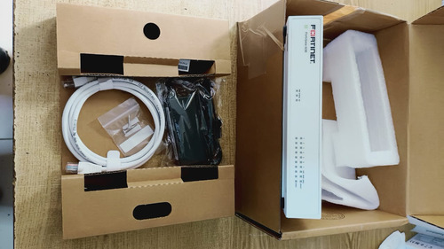 Fortinet, Fortigate-60e Sin Licencia Y En Su Caja Nuevo (Usado)