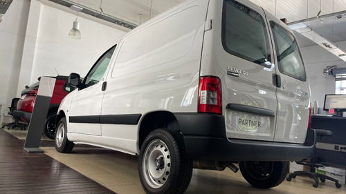 Imagen 2 de 25 de Peugeot Partner Confort Nafta