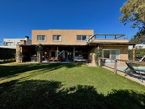 Casa En Alq. Temporario Ubicado En La Comarca, Tigre, G.b.a. Zona Norte