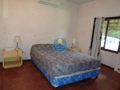 Se Alquila Hermosa Casa En Zona De Prestigio, Alquiler En Punta Del Este, Barrio Beverly Hills