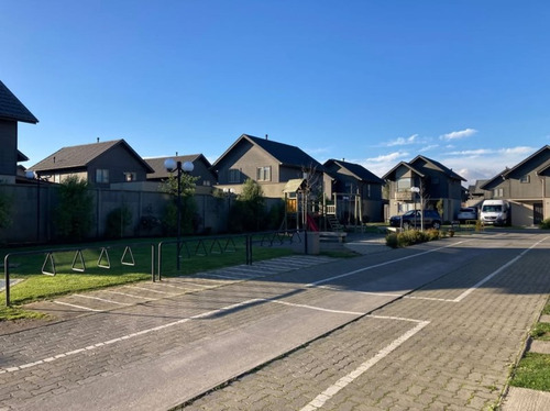 Casa 3d 3b 2e Condominio Elicura - Lomas De San Sebastián