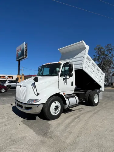 comprar International 8600 Volteo De 7 Mts