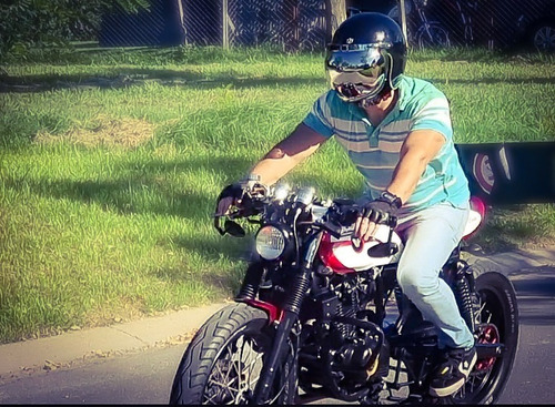 Imagen 7 de 8 de Bajaj Rouser 220f Cafe Racer