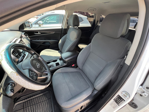 Kia Sorento 2.4 Lx At