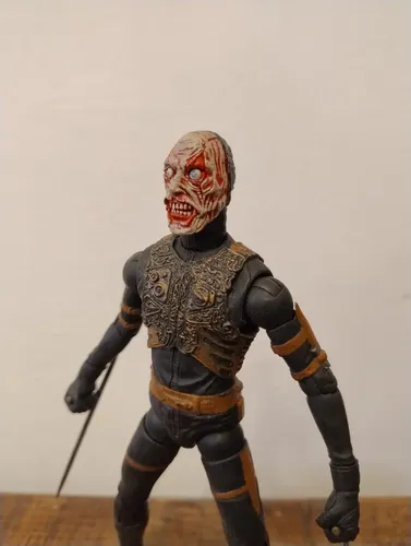 Hellboy Kroenen Mezco Toys | MercadoLivre