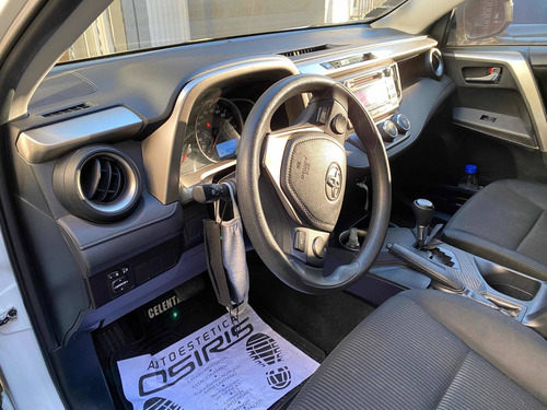 Imagen 15 de 16 de Toyota Rav4 2014 2.0 4x2 Tx Cvt