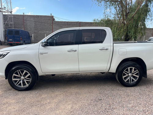 Toyota Hilux Pick-Up 2.8 Cd Srx 177cv 4x2 At