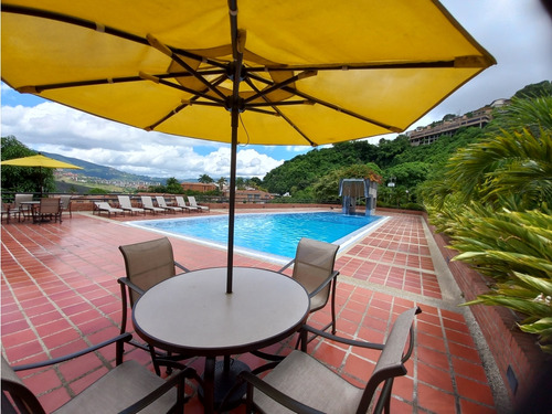 Venta Apartamento Colinas De Tamanaco - Vista, Piscina, Tennis.