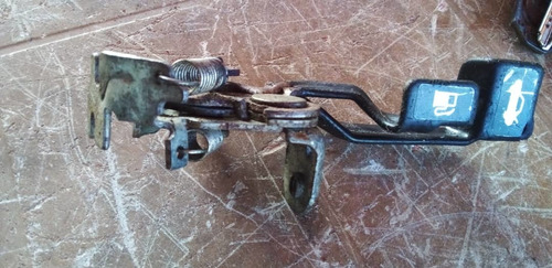 Manilla Abrir Tapa De Gasolina Y Maleta Lancer Signo (Usado)