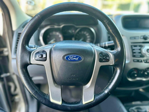 Ford Ranger XLT 2.5 MT 4x2