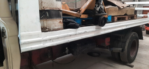 Imagen 8 de 9 de Ford F 600