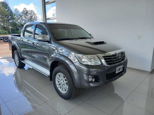 Toyota Hilux Srv 4x2 2015