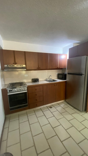 Imagen 2 de 7 de Apartamento Vacacional Totalmente Equipado En Residencias Tanis De Lecheria