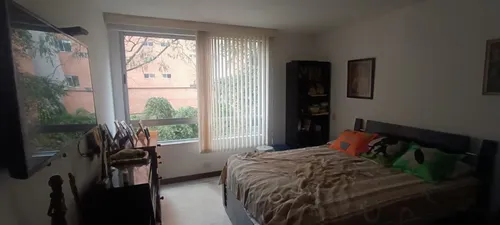 Vendo Apartamento Super Bien Ubicado En La Loma De Los Bernal
