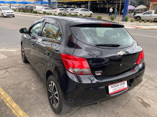 Imagem 6 de 8 de Chevrolet Onix 1.4 Mpfi Ltz 8v Flex 4p Manual