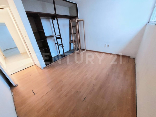 Imagen 8 de 20 de Casa En Venta De 3 Niveles En Bulevares Del Lago