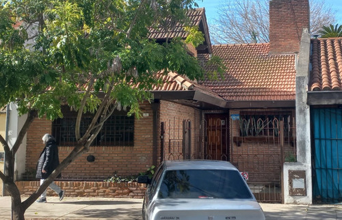 Bucarelli Y Campillo Parque Chas Lote Con Casa Para Construir 775 M2 Vendibles Desarrollado En Pb, 5 Pisos Y 2 Retiros