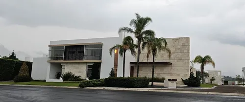 Lujosa Y Moderna Casa En Venta/renta (amueblada), Rec. En Pb, El Campanario, Qro