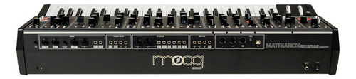Teclado sintetizador analógico Moog Matriarch Dark, color negro