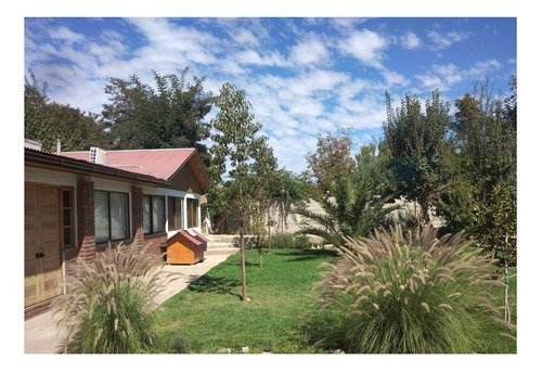 Vendo Hermosa Y Amplia Casa En Sector El Almendral, 6d-4b-3e