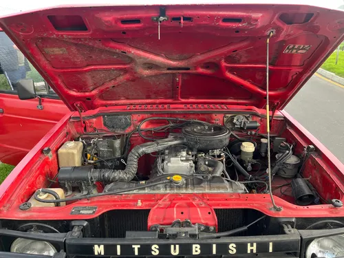 Mitsubishi Montero Modelo 1996 Motor 2600 Color Rojo