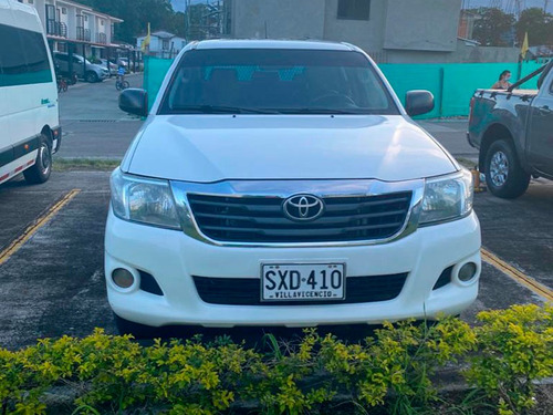 Toyota Hilux 2014