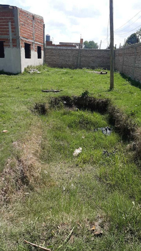 Imagen 3 de 7 de Venta De Lote En Glew (con Pozo De Pileta, Paredon Y Porton)